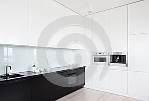 Modern black and white kitchen