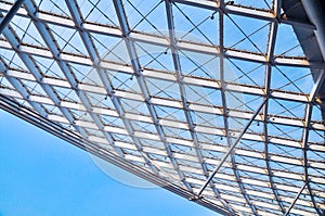 Modern building roof structure