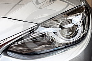 Modern car head lamp