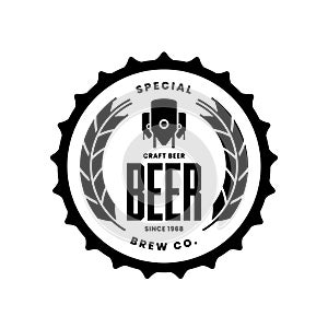 Modern craft beer drink vector logo sign for bar, pub, store, shop, brewhouse, brewery isolated on white background