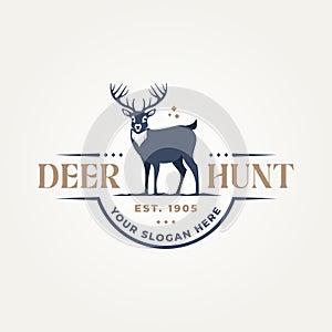 modern deer hunting icon logo template vector illustration design. minimalist hunting, wildlife, outdoors adventure logo concept