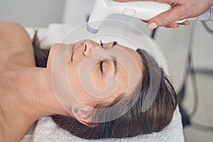 Modern device for reducing wrinkles used in beauty salon