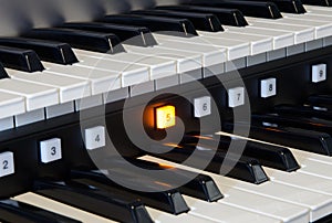 Modern digital organ