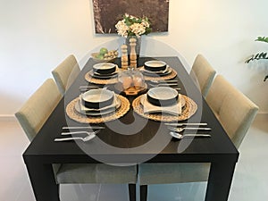 Modern dining table set in brown tone