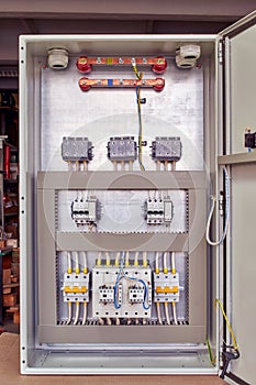 Modern electrical Cabinet for automatic reserve input with contactors