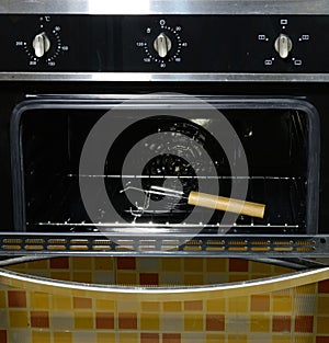 The modern electrical oven