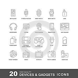 Modern electronic device line icon. Personalized portable gadget icons set with editable stroke