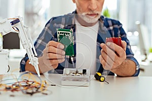 Selective focus of microschemes photo