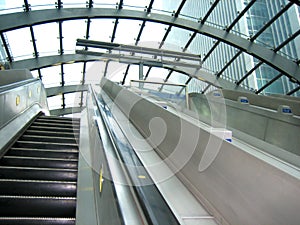 Modern escalator