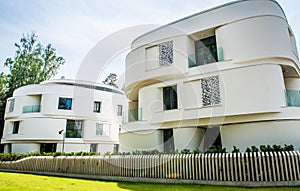 Modern living houses