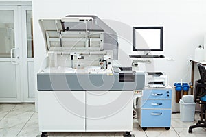 Modern medical equipment for automatic biochemical analysis of blood and serum.