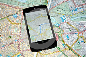 Modern Mobile Maps vs Traditional Paper Maps for Navigation photo
