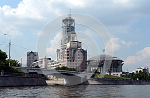 Modern office complex at the Gateway Vodootvodny canal embankment.