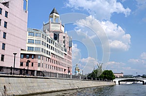 Modern office complex at the Gateway Vodootvodny canal embankment.