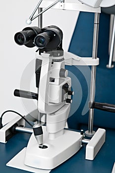 Modern optometrist dopter