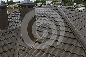 Ondulato metallo tetto un metallo copertura. tetto fatto da soddisfatto 