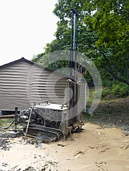 Modern rotary drill rigs bore water well