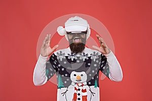 Modern technologies. Santa man wearing virtual reality goggles. imagine best xmas party. happy bearded hipster in vr