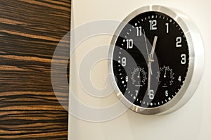 Wall clock