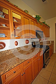 Modern wood kitchen cabinets