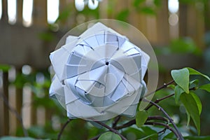 Modular origami, sonobe ball