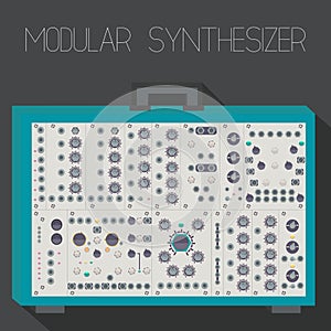 Modular synthesizer in suitcase format