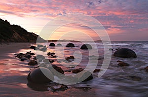 Moeraki boulders and beach