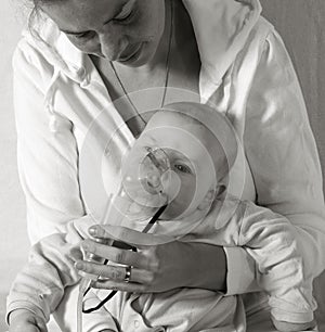 Mom Inhalation child infant under one year