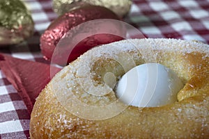 Mona de Pascua is a typical food of Spanish pastries. It is an Easter cake whose tasting symbolizes that Lent and its abstinence