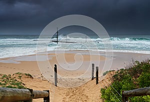 Mona Vale Rockpool in a 3 metre swell photo