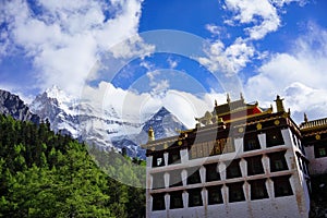 A monastery of Tibetan Buddhism and Snow Mountain