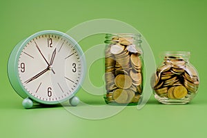 money and time, finances and financial accounting Plan your investments, cash flow, financial returns, wage income, and