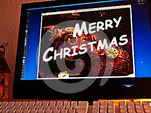 Monitor - light game - Merry Christmas