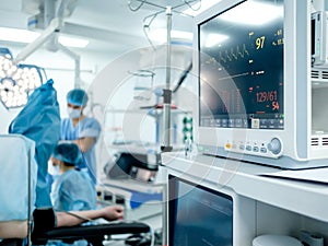 Monitoring the patient`s vital functions in the operating room is in focus