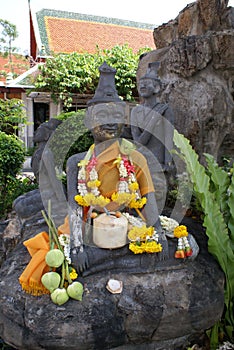Monk Meditating Statue, Wat Pho, Bangkok, Thailand, Asia