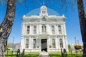 Mono county courthouse