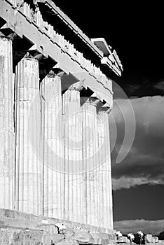 Mono Parthenon colonnade and entablature with floodlights