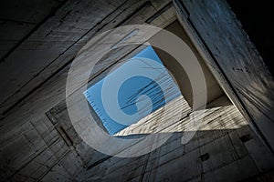 Monolithic structural elements