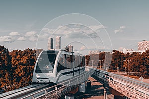 Monorail high-speed train
