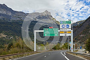 Mont-Blanc Tunnel Street signage