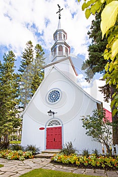 Mont-Tremblant village church perspective view