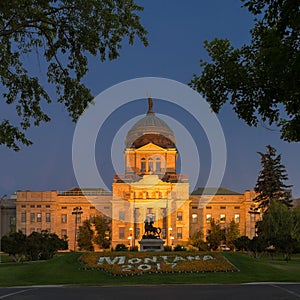 Montana State Capitol at night