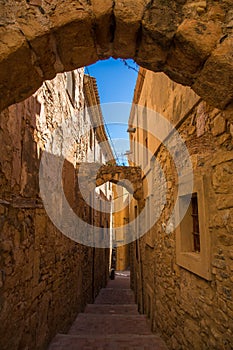 Montblanc medieval narrow streets