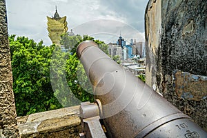 Fortaleza de canón macao extrano correctamente región 