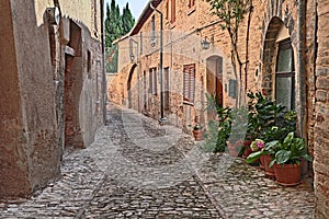 Montefalco, Perugia, Umbria, Italy: alley in the old town