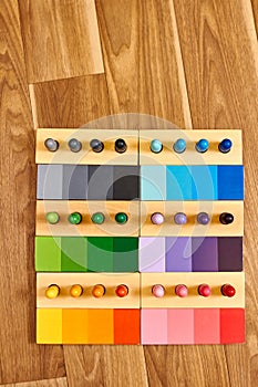 Montessori wood color gamut