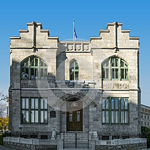 Montreal Governor`s House of Pied-du-Courant front view