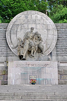 Monument of AndrÃ© Maginot, Verdun battlefield