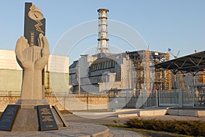 Monumento en Chernóbil central eléctrica 