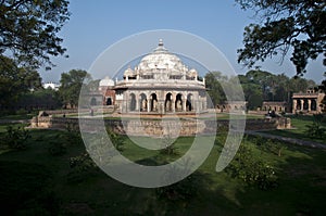 MONUMENT IN DELHI -ISA KHAN'S TOMB, INDIA